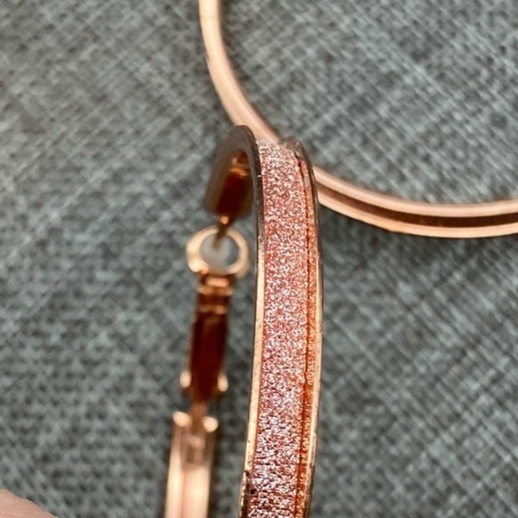 Hoop Pierced Earrings Rose Gold Copper Sparkle Latch Retro BoHo Soft Girl Barbie - Picture 4 of 5